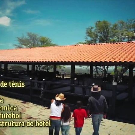 Flat Grande Em Hotel Fazenda Monte Castelo - Gravata - Saire Dış mekan fotoğraf